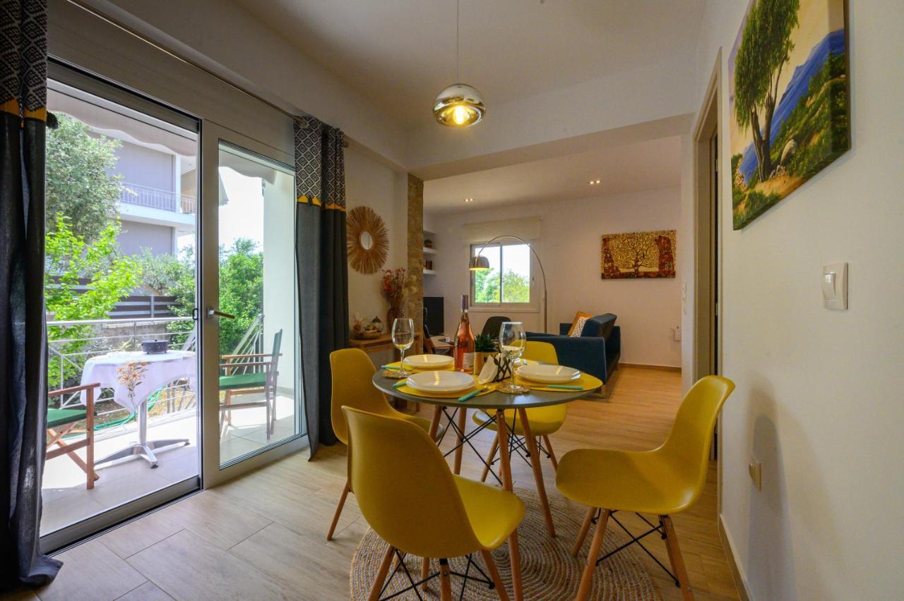 Chic Apartment In Nature, 5-Min Walk To The Beach Каламата Экстерьер фото