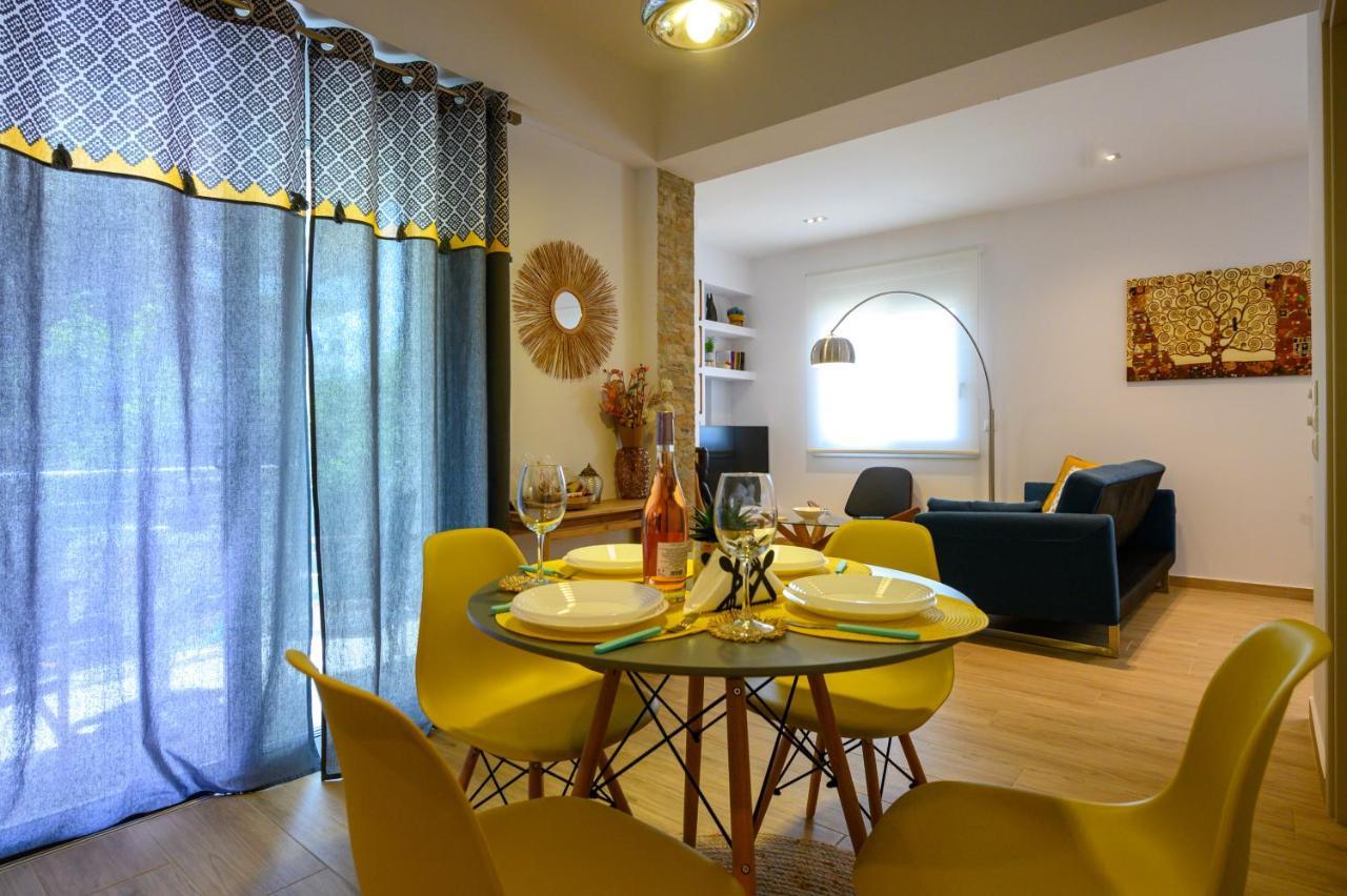 Chic Apartment In Nature, 5-Min Walk To The Beach Каламата Экстерьер фото