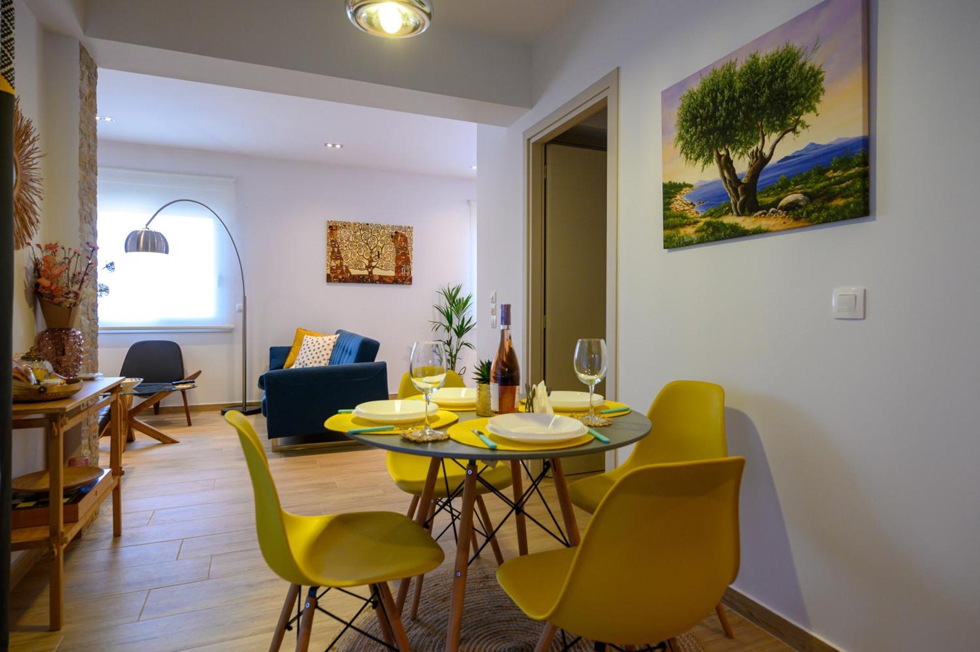 Chic Apartment In Nature, 5-Min Walk To The Beach Каламата Экстерьер фото